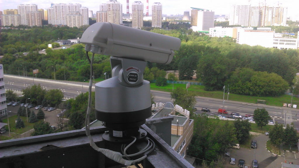 Монтаж системы видеонаблюдения на доме по улице Удальцова, г. Москва